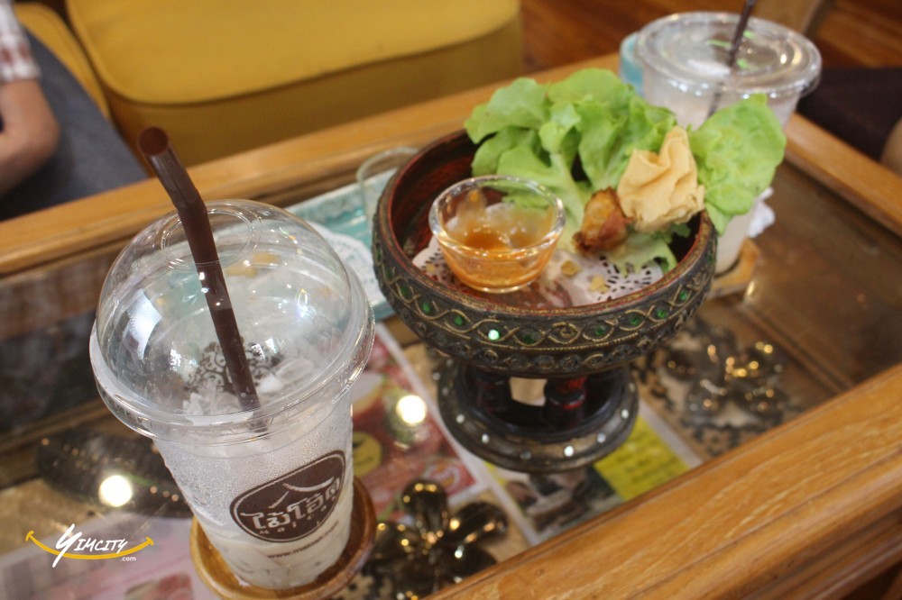 ร้านกาแฟ ไม้โอ๊ค พิษณุโลก